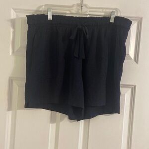 🧡 Women’s shorts